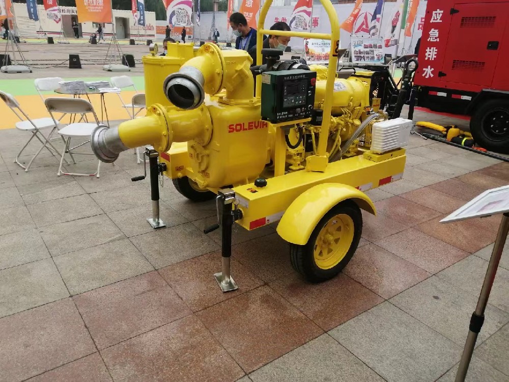 防汛泵車